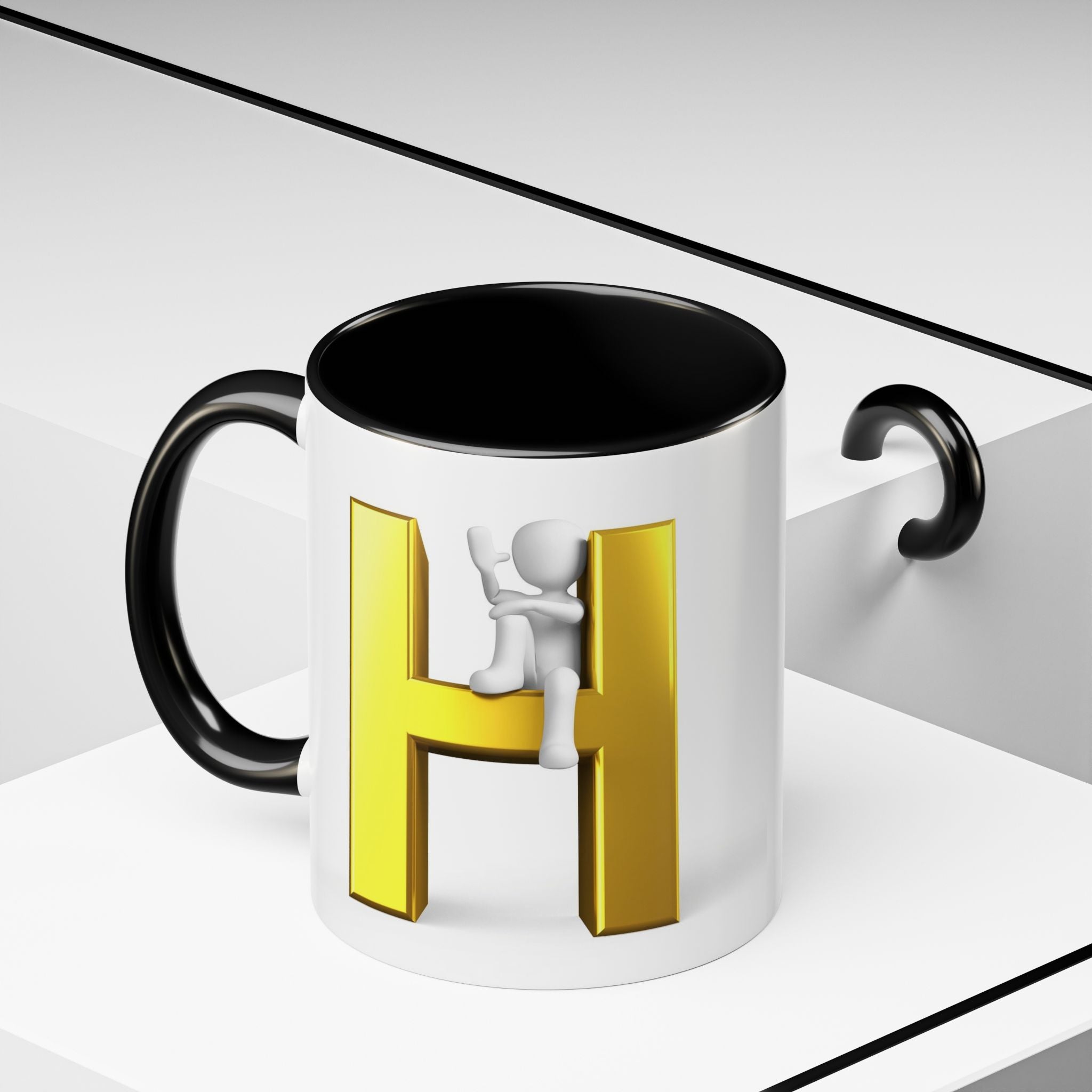Mug en céramique avec bonhomme allumette 3D accroché à la lettre H dorée | Mug à anse de couleur
