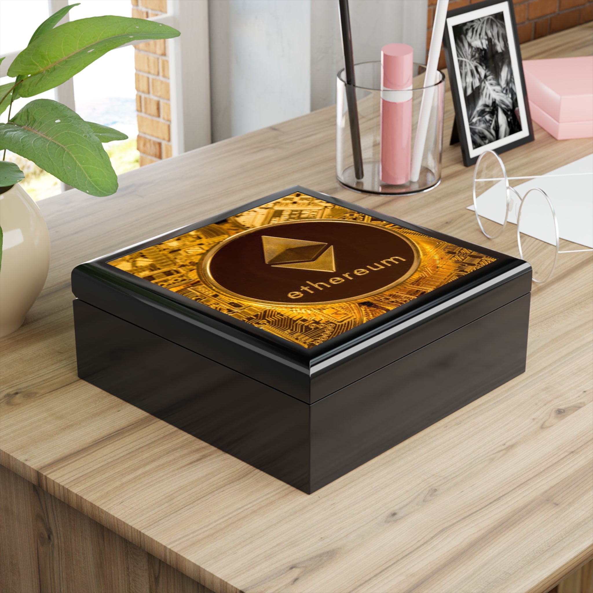 Ethereum Coin Jewelry Box | Crypto Crypto-themed Trinket Box, Blockchain Design