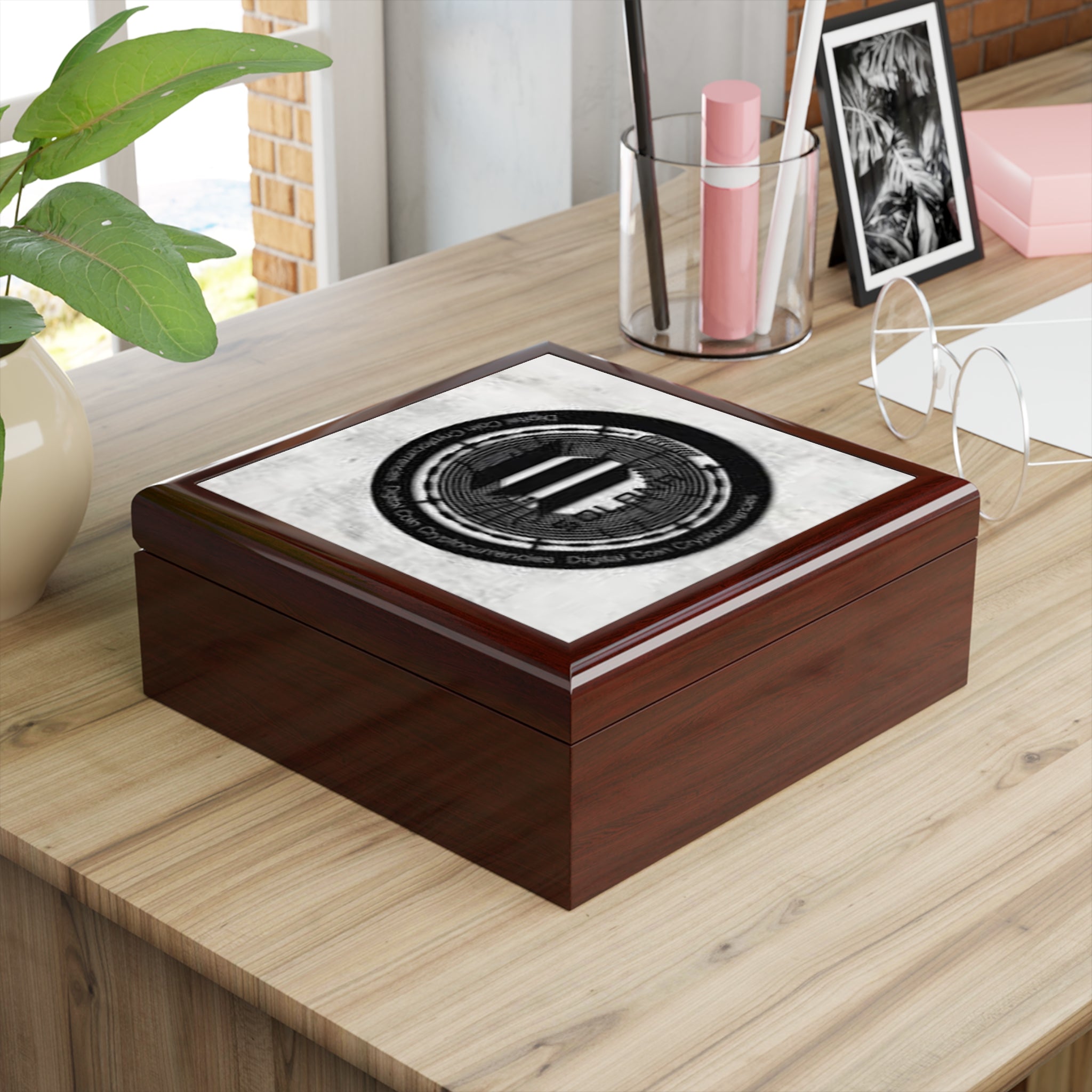 Solana Coin design Jewelry Box | Crypto logo keepsake box