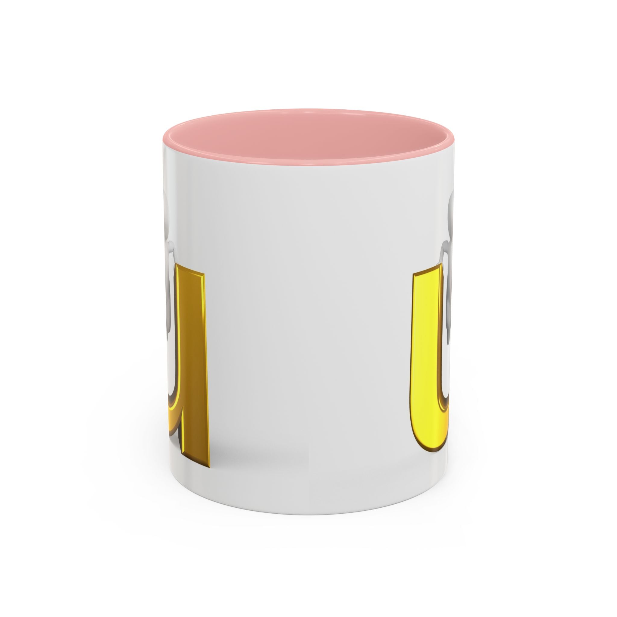 Mug de café accentué avec une personne 3D accrochée à la lettre U en or