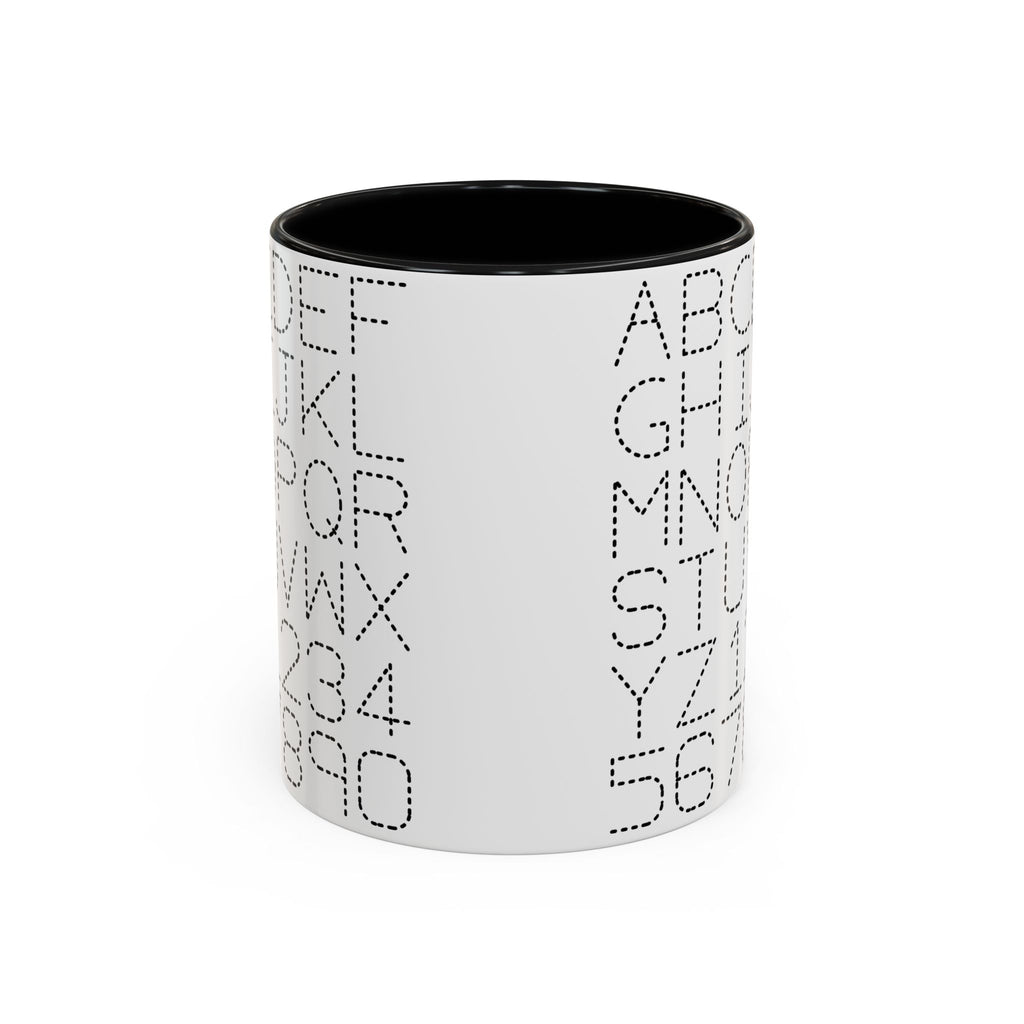 Kaffeetasse mit gepunkteten Buchstaben und Zahlen