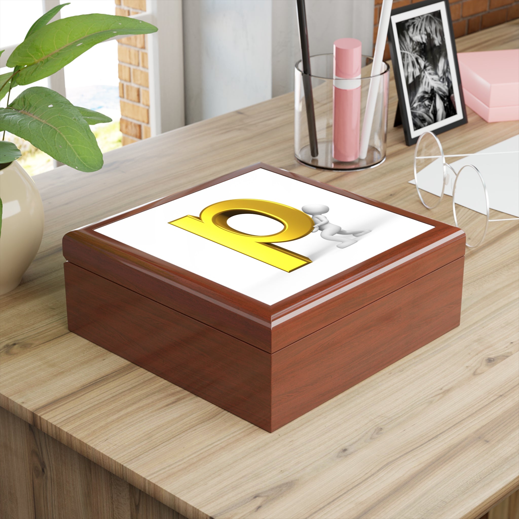 Gold Letter P Illustration Jewelry Box | Monogram Trinket Keepsake
